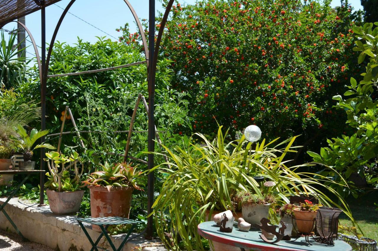 Les Passiflores Grasse Buitenkant foto